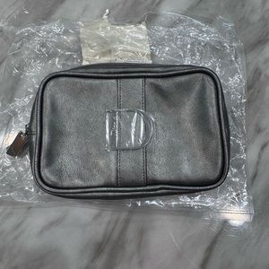 NWOT Dior Beauty makeup/cosmetics bag